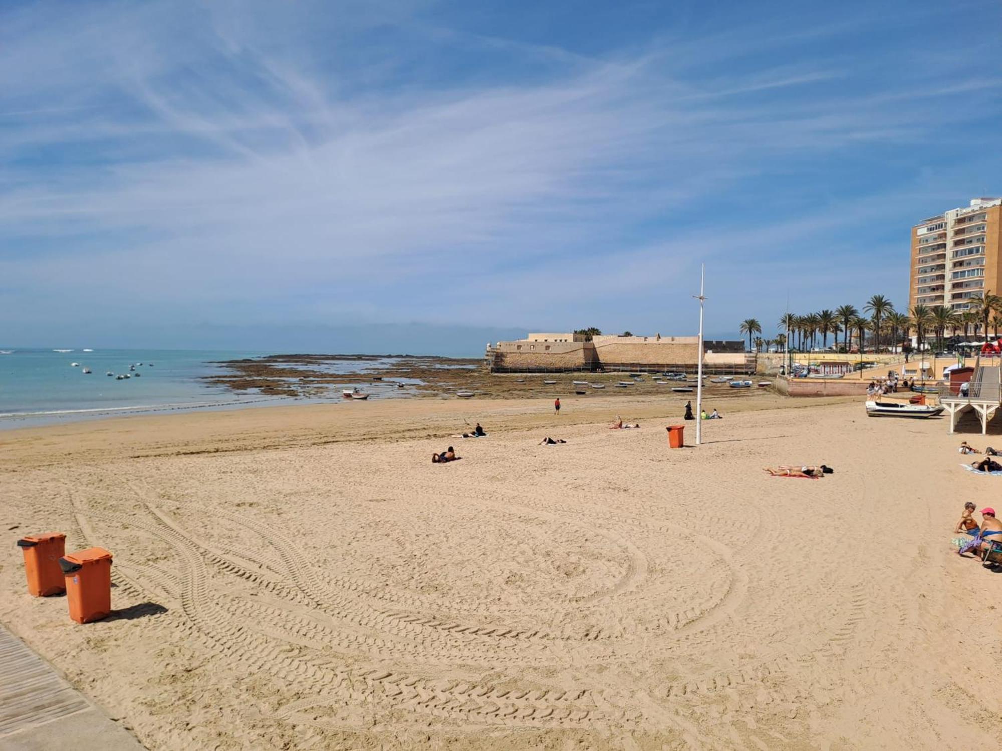 Apartamento Compartido Hab Privadas Playa De La Caleta Cadiz Exterior photo